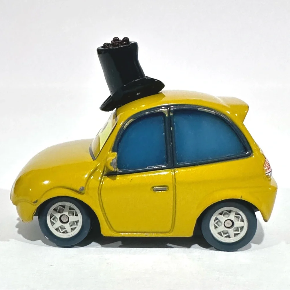 Disney Cars P.T. Flea Die-cast A Bug’s Life